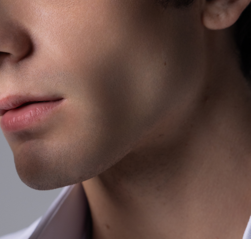 Sharper jawline and de-puff visual